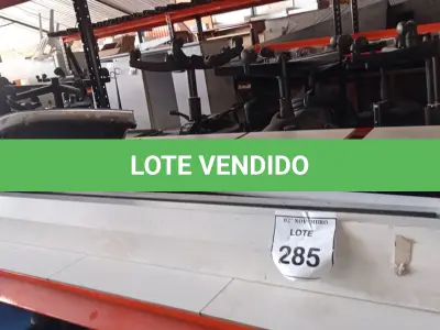 LOTE 285 - 01 LOTE COM VÁRIAS TELAS DE PROJEÇÃO INCOMPLETAS MARCAS E MODELO DIVERSOS E 01 FAROL DE CARRO COM AVARIAS. (NO ESTADO) ATENÇÃO! FAZER A VISITAÇÃO ANTES DE ARREMATAR, NÃO SABEMOS SE FUNCIONA, LEILÃO NÃO TEM GARANTIA E NEM DEVOLUÇÃO, SUJEITO A POSSÍVEIS AVARIAS VISÍVEIS/OCULTAS E/OU AUSÊNCIA DE COMPONENTES.