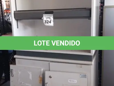 LOTE 324 - 02 ARMÁRIOS BAIXOS SENDO 01 PARA PASTAS SUSPENSAS. (NO ESTADO) ATENÇÃO! FAZER A VISITAÇÃO ANTES DE ARREMATAR, NÃO SABEMOS SE FUNCIONA, LEILÃO NÃO TEM GARANTIA E NEM DEVOLUÇÃO, SUJEITO A POSSÍVEIS AVARIAS VISÍVEIS/OCULTAS E/OU AUSÊNCIA DE COMPONENTES.