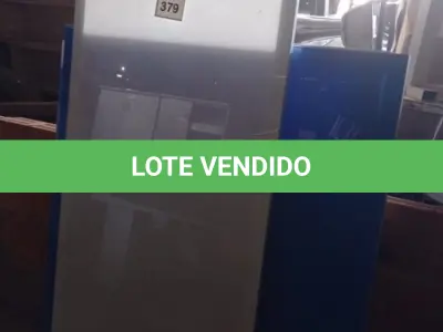 LOTE 379 - 04 PAINÉIS DE VIDRO EM TAMANHOS VARIADOS. (NO ESTADO) ATENÇÃO! FAZER A VISITAÇÃO ANTES DE ARREMATAR, NÃO SABEMOS SE FUNCIONA, LEILÃO NÃO TEM GARANTIA E NEM DEVOLUÇÃO, SUJEITO A POSSÍVEIS AVARIAS VISÍVEIS/OCULTAS E/OU AUSÊNCIA DE COMPONENTES.