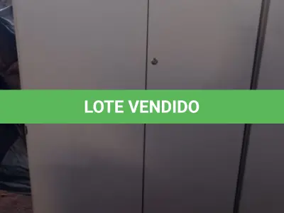 LOTE 360 - 01 ARMÁRIO ALTO PARA ESCRITÓRIO COM 02 PORTAS. (NO ESTADO) ATENÇÃO! FAZER A VISITAÇÃO ANTES DE ARREMATAR, NÃO SABEMOS SE FUNCIONA, LEILÃO NÃO TEM GARANTIA E NEM DEVOLUÇÃO, SUJEITO A POSSÍVEIS AVARIAS VISÍVEIS/OCULTAS E/OU AUSÊNCIA DE COMPONENTES.