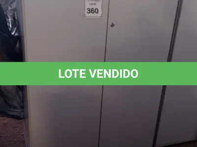 LOTE 360 - 01 ARMÁRIO ALTO PARA ESCRITÓRIO COM 02 PORTAS. (NO ESTADO) ATENÇÃO! FAZER A VISITAÇÃO ANTES DE ARREMATAR, NÃO SABEMOS SE FUNCIONA, LEILÃO NÃO TEM GARANTIA E NEM DEVOLUÇÃO, SUJEITO A POSSÍVEIS AVARIAS VISÍVEIS/OCULTAS E/OU AUSÊNCIA DE COMPONENTES.