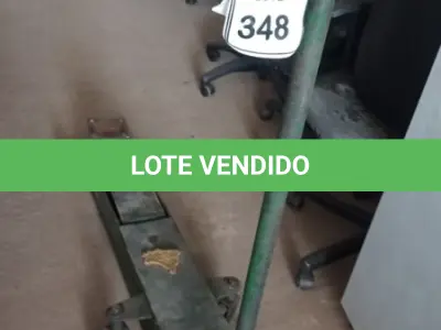LOTE 348 - 01 MACACO JACARÉ COM CAPACIDADE DE 2 TONELADAS. (NO ESTADO) ATENÇÃO! FAZER A VISITAÇÃO ANTES DE ARREMATAR, NÃO SABEMOS SE FUNCIONA, LEILÃO NÃO TEM GARANTIA E NEM DEVOLUÇÃO, SUJEITO A POSSÍVEIS AVARIAS VISÍVEIS/OCULTAS E/OU AUSÊNCIA DE COMPONENTES.