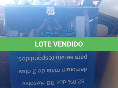 LOTE 378 - 05 PAINÉIS DE VIDRO NA COR AZUL DE 1,32X1,19. (NO ESTADO) ATENÇÃO! FAZER A VISITAÇÃO ANTES DE ARREMATAR, NÃO SABEMOS SE FUNCIONA, LEILÃO NÃO TEM GARANTIA E NEM DEVOLUÇÃO, SUJEITO A POSSÍVEIS AVARIAS VISÍVEIS/OCULTAS E/OU AUSÊNCIA DE COMPONENTES.