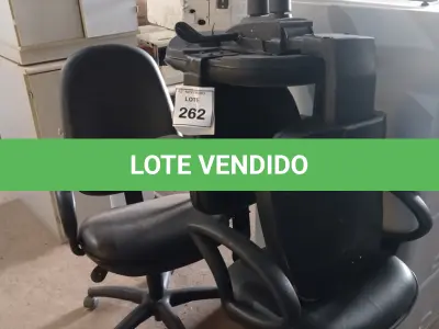 LOTE 262 - 03 CADEIRAS GIRATÓRIAS. (NO ESTADO) ATENÇÃO! FAZER A VISITAÇÃO ANTES DE ARREMATAR, NÃO SABEMOS SE FUNCIONA, LEILÃO NÃO TEM GARANTIA E NEM DEVOLUÇÃO, SUJEITO A POSSÍVEIS AVARIAS VISÍVEIS/OCULTAS E/OU AUSÊNCIA DE COMPONENTES.