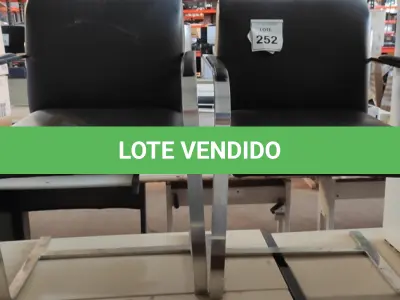 LOTE 252 - 02 CADEIRAS COM PÉS FIXOS. (NO ESTADO) ATENÇÃO! FAZER A VISITAÇÃO ANTES DE ARREMATAR, NÃO SABEMOS SE FUNCIONA, LEILÃO NÃO TEM GARANTIA E NEM DEVOLUÇÃO, SUJEITO A POSSÍVEIS AVARIAS VISÍVEIS/OCULTAS E/OU AUSÊNCIA DE COMPONENTES.