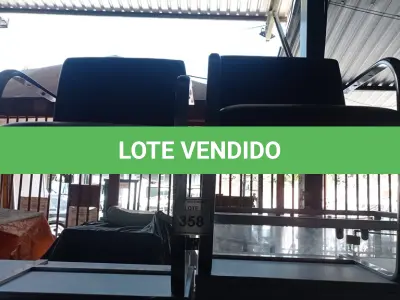LOTE 358 - 02 CADEIRAS COM PÉS FIXOS. (NO ESTADO) ATENÇÃO! FAZER A VISITAÇÃO ANTES DE ARREMATAR, NÃO SABEMOS SE FUNCIONA, LEILÃO NÃO TEM GARANTIA E NEM DEVOLUÇÃO, SUJEITO A POSSÍVEIS AVARIAS VISÍVEIS/OCULTAS E/OU AUSÊNCIA DE COMPONENTES.