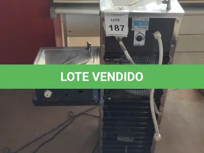 LOTE 187 - 01 BEBEDOURO CONJUGADO EM INOX. (NO ESTADO) ATENÇÃO! FAZER A VISITAÇÃO ANTES DE ARREMATAR, NÃO SABEMOS SE FUNCIONA, LEILÃO NÃO TEM GARANTIA E NEM DEVOLUÇÃO, SUJEITO A POSSÍVEIS AVARIAS VISÍVEIS/OCULTAS E/OU AUSÊNCIA DE COMPONENTES.