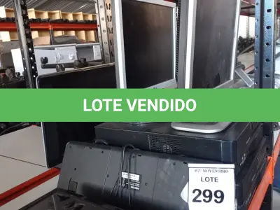 LOTE 299 - 03 CPUS MARCA POSITIVO, 02 MONITORES E 02 TECLADOS DE MARCAS E MODELOS DIVERSOS. (NO ESTADO) ATENÇÃO! FAZER A VISITAÇÃO ANTES DE ARREMATAR, NÃO SABEMOS SE FUNCIONA, LEILÃO NÃO TEM GARANTIA E NEM DEVOLUÇÃO, SUJEITO A POSSÍVEIS AVARIAS VISÍVEIS/OCULTAS E/OU AUSÊNCIA DE COMPONENTES.