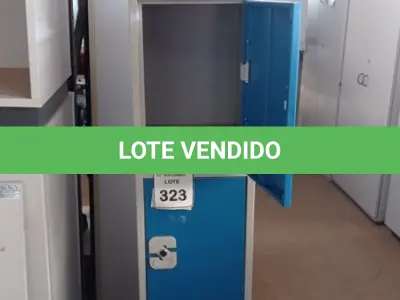 LOTE 323 - 01 ARMÁRIO DE AÇO DE 04 PORTAS COM TRANCA. (NO ESTADO) ATENÇÃO! FAZER A VISITAÇÃO ANTES DE ARREMATAR, NÃO SABEMOS SE FUNCIONA, LEILÃO NÃO TEM GARANTIA E NEM DEVOLUÇÃO, SUJEITO A POSSÍVEIS AVARIAS VISÍVEIS/OCULTAS E/OU AUSÊNCIA DE COMPONENTES.
