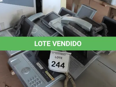 LOTE 244 - 01 LOTE COM VÁRIOS APARELHOS DE TELEFONE. (NO ESTADO) ATENÇÃO! FAZER A VISITAÇÃO ANTES DE ARREMATAR, NÃO SABEMOS SE FUNCIONA, LEILÃO NÃO TEM GARANTIA E NEM DEVOLUÇÃO, SUJEITO A POSSÍVEIS AVARIAS VISÍVEIS/OCULTAS E/OU AUSÊNCIA DE COMPONENTES.