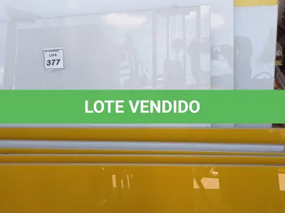 LOTE 377 - 09 PAINÉIS DE VIDRO COM CORES E TAMANHOS DIVERSOS. (NO ESTADO) ATENÇÃO! FAZER A VISITAÇÃO ANTES DE ARREMATAR, NÃO SABEMOS SE FUNCIONA, LEILÃO NÃO TEM GARANTIA E NEM DEVOLUÇÃO, SUJEITO A POSSÍVEIS AVARIAS VISÍVEIS/OCULTAS E/OU AUSÊNCIA DE COMPONENTES.