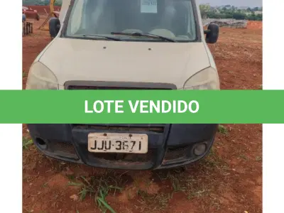 LOTE 121 - 01 VEÍCULO AUTOMOTOR MARCA FIAT, MODELO DOBLÔ-CARGO 1.8 FLEX, UTILITÁRIO LEVE, COR BRANCA, MODELO: 2010/2011; BICOMBUSTÍVEL, CAP. 02 PASS. PLACA JJU-3671 – RENAVAM 00234357754 – CHASSI Nº 9BD223156B2019348. (NO ESTADO DE CONSERVAÇÃO QUE SE ENCONTRA)
