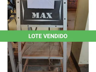 LOTE 143 - 01 PERFURADORA SEMI-INDUSTRIAL 10.000 À 12.000 FOLHAS POR HORA, DISTÂNCIA ENTRE FUROS: 2MM; MARGEADOR DE PROFUNDIDADE C/ 4 POSIÇÕES. (NO ESTADO DE CONSERVAÇÃO QUE SE ENCONTRA)