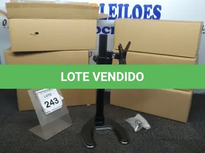 LOTE 243 - 01 CAIXA COM 06 SUPORTES PARA MONITORES MARCA DATEN. (NO ESTADO) ATENÇÃO! FAZER A VISITAÇÃO ANTES DE ARREMATAR, NÃO SABEMOS SE FUNCIONA, LEILÃO NÃO TEM GARANTIA E NEM DEVOLUÇÃO, SUJEITO A POSSÍVEIS AVARIAS VISÍVEIS/OCULTAS E/OU AUSÊNCIA DE COMPONENTES.