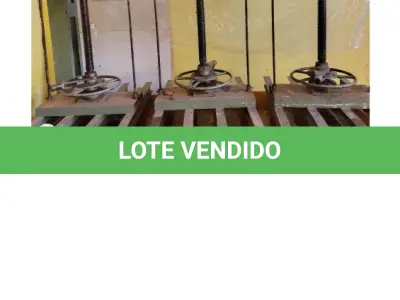 LOTE 136 - 01 PRENSA DE FERRO Nº 06, INDUSTRIAL, MARCA IMEC, 90 TON, MOD. 3000. (NO ESTADO DE CONSERVAÇÃO QUE SE ENCONTRA)