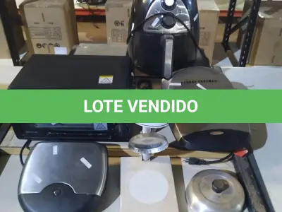 LOTE 135 - 01 AIR FRYER MARCA MONDIAL, 01 FORNO ELÉTRICO MARCA BRITÂNIA, 02 SANDUICHEIRAS E 01 CHAPEIRA DE BAIXA PRESSÃO. (NO ESTADO) ATENÇÃO! FAZER A VISITAÇÃO ANTES DE ARREMATAR, NÃO SABEMOS SE FUNCIONA, LEILÃO NÃO TEM GARANTIA E NEM DEVOLUÇÃO, SUJEITO A POSSÍVEIS AVARIAS VISÍVEIS/OCULTAS E/OU AUSÊNCIA DE COMPONENTES.