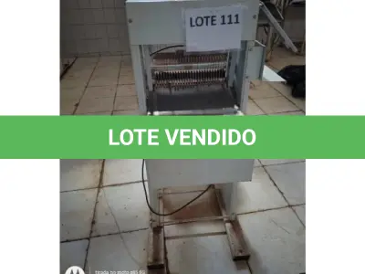 LOTE 111 - 01 FATIADEIRA P/ CORTE DE PAES DE ATÉ 355mm X65mmX24 mm, MOTOR 0,33 HP CAPACIDADE DE CORTE DE ATÉ 720 FORMAS MODELO FP12, MARCA G. PANIZ. (NO ESTADO DE CONSERVAÇÃO QUE SE ENCONTRA)