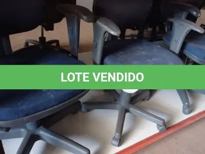 LOTE 296 - 03 CADEIRAS GIRATÓRIAS. (NO ESTADO) ATENÇÃO! FAZER A VISITAÇÃO ANTES DE ARREMATAR, NÃO SABEMOS SE FUNCIONA, LEILÃO NÃO TEM GARANTIA E NEM DEVOLUÇÃO, SUJEITO A POSSÍVEIS AVARIAS VISÍVEIS/OCULTAS E/OU AUSÊNCIA DE COMPONENTES.
