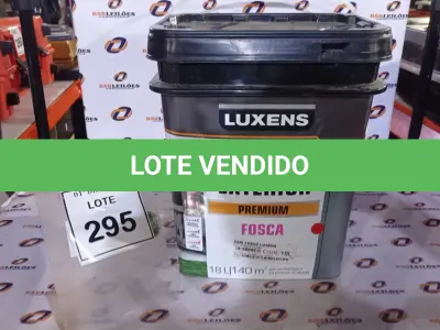 LOTE 295 - 01 BALDE DE TINTA ACRÍLICA EXTERIOR PREMIUM DE 18L SÁRI FOSCO MARCA LUXENS. (NO ESTADO) ATENÇÃO! FAZER A VISITAÇÃO ANTES DE ARREMATAR, NÃO SABEMOS SE FUNCIONA, LEILÃO NÃO TEM GARANTIA E NEM DEVOLUÇÃO, SUJEITO A POSSÍVEIS AVARIAS VISÍVEIS/OCULTAS E/OU AUSÊNCIA DE COMPONENTES.
