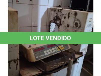 LOTE 093 - 10 ITENS DE MATERIAL DE PANIFICAÇÃO CONTENDO: 01 FORNO TURBO ELETRICO EM AÇO INOX E VISOR DE VIDRO PARA 10 ESTEIRAS, MOTOR DE 1 a 2 CV, MODELO FET 10, MARCA VENANCIO; 05 MESAS PARA MANIPULAÇÃO DE MASSAS PANIFICAÇÃO; 01 MESA DE AÇO PARA CORTE DE MASSA; 01 MODELADOR PARA PÃES, ELÉTRICO DE 220V, ANTICORROSIVO E ACABAMENTO EM AÇO INOX 430, DIMENSÕES: 1,25 x 0,74 x 0,74M, POTÊNCIA 0,37KW, TRIFASICO 380V.; 01 BALANÇA DIGITAL LCD C/ BLACKLIGHT E 5 DÍG DE PESO; ATE 20KG PRATO AÇO INOXIDÁVEL; FONTE FULL RANGE (90 A 240 VAC) TECLADO C/SINAL SONORO; BAT/ 210 HRS E 01 FATIADEIRA PARA PÃES ESPECIAIS. (NO ESTADO DE CONSERVAÇÃO QUE SE ENCONTRAM) 