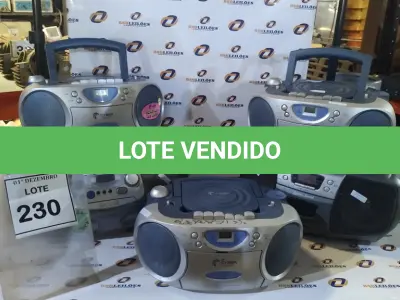LOTE 230 - 05 APARELHOS MINI SYSTEM MARCAS E MODELOS DIVERSOS. (NO ESTADO) ATENÇÃO! FAZER A VISITAÇÃO ANTES DE ARREMATAR, NÃO SABEMOS SE FUNCIONA, LEILÃO NÃO TEM GARANTIA E NEM DEVOLUÇÃO, SUJEITO A POSSÍVEIS AVARIAS VISÍVEIS/OCULTAS E/OU AUSÊNCIA DE COMPONENTES.