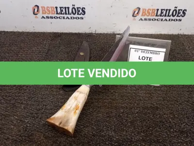 LOTE 313 - 01 FACA ARTESANAL COM CABO DE OSSO DE 39CM EM AÇO CARBONO. (NO ESTADO) ATENÇÃO! FAZER A VISITAÇÃO ANTES DE ARREMATAR, NÃO SABEMOS SE FUNCIONA, LEILÃO NÃO TEM GARANTIA E NEM DEVOLUÇÃO, SUJEITO A POSSÍVEIS AVARIAS VISÍVEIS/OCULTAS E/OU AUSÊNCIA DE COMPONENTES.