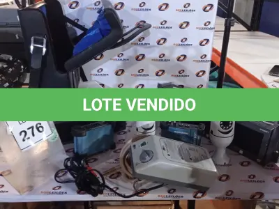 LOTE 276 - 01 VENTILADOR DE TETO DESMONTADO (INCOMPLETO), 01 DISQUETEIRA, 01 BOMBA DE PRESSÃO, 02 MINIS AMPLIFICADORES DE FONES DE OUVIDO, 02 CÂMERAS DE MONITORAMENTO, 01 MONITOR DE CÂMERAS MARCA KROMA E 01 BOLSA DE COURO PARA DOCUMENTOS. (NO ESTADO) ATENÇÃO! FAZER A VISITAÇÃO ANTES DE ARREMATAR, NÃO SABEMOS SE FUNCIONA, LEILÃO NÃO TEM GARANTIA E NEM DEVOLUÇÃO, SUJEITO A POSSÍVEIS AVARIAS VISÍVEIS/OCULTAS E/OU AUSÊNCIA DE COMPONENTES.