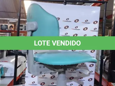 LOTE 297 - 01 CADEIRA MOCHO GIRATÓRIA. (NO ESTADO) ATENÇÃO! FAZER A VISITAÇÃO ANTES DE ARREMATAR, NÃO SABEMOS SE FUNCIONA, LEILÃO NÃO TEM GARANTIA E NEM DEVOLUÇÃO, SUJEITO A POSSÍVEIS AVARIAS VISÍVEIS/OCULTAS E/OU AUSÊNCIA DE COMPONENTES.