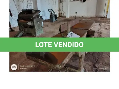 LOTE 139 - 01 PLAINA 450MM. (NO ESTADO DE CONSERVAÇÃO QUE SE ENCONTRA)