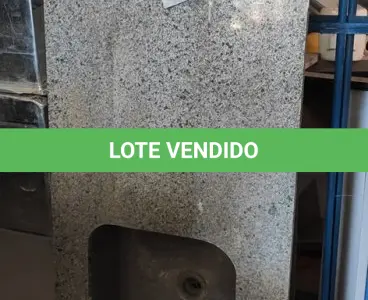 LOTE 263 - 01 PIA EM MÁRMORE COM 01 CUBA INOX 1,70X0,60. (NO ESTADO) ATENÇÃO! FAZER A VISITAÇÃO ANTES DE ARREMATAR, NÃO SABEMOS SE FUNCIONA, LEILÃO NÃO TEM GARANTIA E NEM DEVOLUÇÃO, SUJEITO A POSSÍVEIS AVARIAS VISÍVEIS/OCULTAS E/OU AUSÊNCIA DE COMPONENTES.