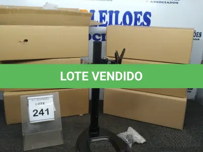 LOTE 241 - 01 CAIXA COM 06 SUPORTES PARA MONITORES MARCA DATEN. (NO ESTADO) ATENÇÃO! FAZER A VISITAÇÃO ANTES DE ARREMATAR, NÃO SABEMOS SE FUNCIONA, LEILÃO NÃO TEM GARANTIA E NEM DEVOLUÇÃO, SUJEITO A POSSÍVEIS AVARIAS VISÍVEIS/OCULTAS E/OU AUSÊNCIA DE COMPONENTES.