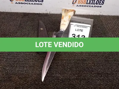 LOTE 313 - 01 FACA ARTESANAL COM CABO DE OSSO DE 39CM EM AÇO CARBONO. (NO ESTADO) ATENÇÃO! FAZER A VISITAÇÃO ANTES DE ARREMATAR, NÃO SABEMOS SE FUNCIONA, LEILÃO NÃO TEM GARANTIA E NEM DEVOLUÇÃO, SUJEITO A POSSÍVEIS AVARIAS VISÍVEIS/OCULTAS E/OU AUSÊNCIA DE COMPONENTES.
