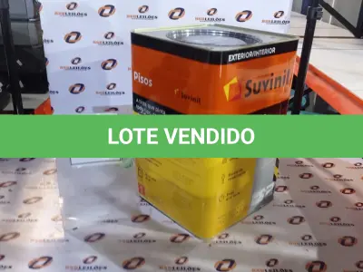 LOTE 277 - 01 TINTA DE PISOS EXTERIOR NA COR FOSCO CINZA ESCURO MARCA SUVINIL. (NO ESTADO) ATENÇÃO! FAZER A VISITAÇÃO ANTES DE ARREMATAR, NÃO SABEMOS SE FUNCIONA, LEILÃO NÃO TEM GARANTIA E NEM DEVOLUÇÃO, SUJEITO A POSSÍVEIS AVARIAS VISÍVEIS/OCULTAS E/OU AUSÊNCIA DE COMPONENTES.