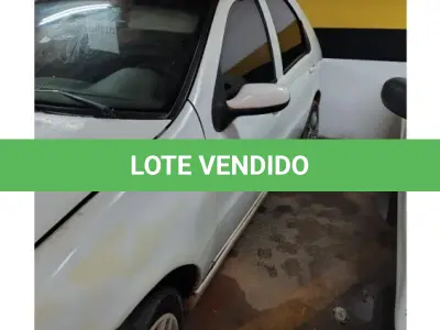 LOTE 122 - 01 VEÍCULO MARCA FIAT, MODELO PALIO HLX FLEX, 04 PORTAS, 05 PASSAGEIROS, ANO 2004 FLEX, COR BRANCO BANCHISA, AR-CONDICIONADO, MOTOR 110 HP, PLACA JFP-6556 – RENAVAM 00831635991 – CHASSI Nº 9BD17141C42467273. (NO ESTADO DE CONSERVAÇÃO QUE SE ENCONTRA)