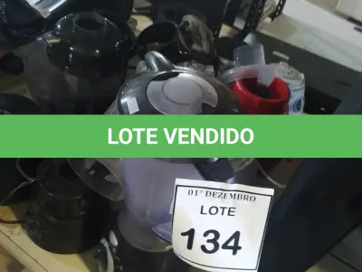 LOTE 134 - 01 LOTE COM VÁRIOS MOTORES DE LIQUIDIFICADOR MARCASSE MODELOS DIVERSOS. (NO ESTADO) ATENÇÃO! FAZER A VISITAÇÃO ANTES DE ARREMATAR, NÃO SABEMOS SE FUNCIONA, LEILÃO NÃO TEM GARANTIA E NEM DEVOLUÇÃO, SUJEITO A POSSÍVEIS AVARIAS VISÍVEIS/OCULTAS E/OU AUSÊNCIA DE COMPONENTES.