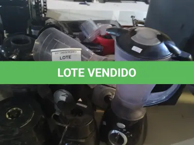 LOTE 134 - 01 LOTE COM VÁRIOS MOTORES DE LIQUIDIFICADOR MARCASSE MODELOS DIVERSOS. (NO ESTADO) ATENÇÃO! FAZER A VISITAÇÃO ANTES DE ARREMATAR, NÃO SABEMOS SE FUNCIONA, LEILÃO NÃO TEM GARANTIA E NEM DEVOLUÇÃO, SUJEITO A POSSÍVEIS AVARIAS VISÍVEIS/OCULTAS E/OU AUSÊNCIA DE COMPONENTES.