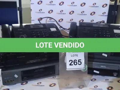 LOTE 265 - 02 APARELHOS DE FAX MARCA PANASONIC E 04 APARELHOS DE VIDO CASSETE. (NO ESTADO) ATENÇÃO! FAZER A VISITAÇÃO ANTES DE ARREMATAR, NÃO SABEMOS SE FUNCIONA, LEILÃO NÃO TEM GARANTIA E NEM DEVOLUÇÃO, SUJEITO A POSSÍVEIS AVARIAS VISÍVEIS/OCULTAS E/OU AUSÊNCIA DE COMPONENTES.