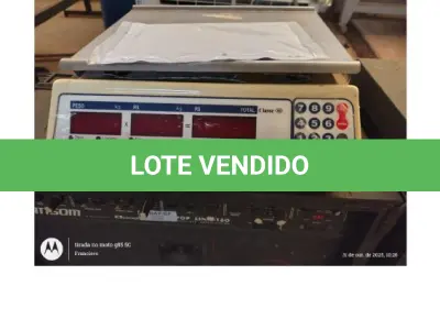 LOTE 092 - 02 CAIXAS ACUSTICA, M/ AUTRON E 01 BALANÇA ELETRÔNICA DIGITAL – WELMY, CARGA 30KG LED FRONTAL E TRASEIRA, TECLADO 0A9, PRATO DE PESAGEM AÇO INOXIDAVEL PLANO E REMOVIVEL, BIVOLT. (NO ESTADO DE CONSERVAÇÃO QUE SE ENCONTRAM);