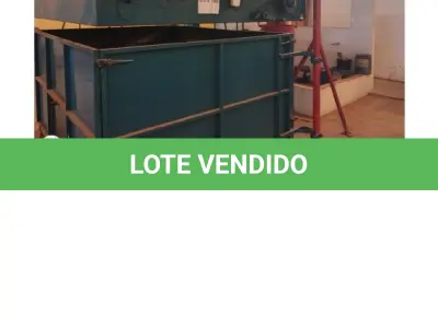 LOTE 135 - 01 MÁQUINA DE ESPUMAÇÃO AUTOMÁTICA, FÁBRICA COLCHÃO, MOTOR DE 4 CV, EXAUSTÃO, EIXO MISTURADOR CENTRAL C/ MOTOR 75CV, 4 POLOS. (NO ESTADO DE CONSERVAÇÃO QUE SE ENCONTRA)