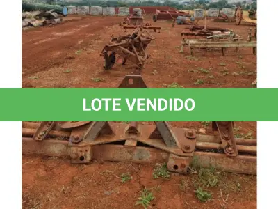 LOTE 115 - 19 INTENS DE IMPLEMENTOS AGRÍCOLAS, SENDO: 01 PULVERIZADOR DE INSETICIDA MARCA JACTO; 01 GRADE ARADORA; 01 ROÇADEIRA DE ARRASTRO MARCA AURE INRODA-SP 02; 02 PLANTADEIRAS E ADUBADEIRAS; 01 CULTIVADOR /ADUBADOR P/ PLANTIO C/ 4 DISCOS DUPLOS. C/ RESERVATORIO DUAS CAIXAS SIMPLES CHASSI 290CM MOD. ACD 4/2 (2900 MARCA BALDAN); 01 COLHEDEITADEIRA E PICADORA CARACTERISTICAS: CAPACIDADE DE PRODUÇÃO DE 20 A 25 TONELADAS OPÇÕES DE CORTE DE 5/8/11/14MM C/ AFIADOR DE FACAS E PINOS; 01 GRADE NIVELADORA; 02 ARADOS DE 03 DISCOS - MARCA IMASA; 01 CARROÇA DE MADEIRA; 01 GRADE ESTEREOADEIRA – ARADO; 01 ROÇADEIRA MASSEY PERKINS, MOD. 681; 02 GRADES ESTEREOADEIRA – ARADO; 02 LÂMINAS DE TRATOR; 01 BETONEIRA METALPAMA E 01 MISTURADOR DE RAÇÃO COM CAP. P/ 1000KG S/MOTOR, MARCA INCOMAGRI NOGUEIRA. (NO ESTADO DE CONSERVAÇÃO QUE SE ENCONTRAM)