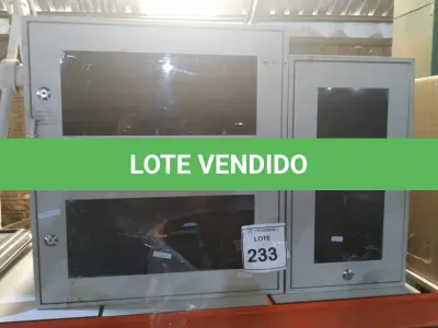 LOTE 233 - 03 MINIS RACKS DE REDE COM PORTA DE ACRÍLICO E FECHADURA. (NO ESTADO) ATENÇÃO! FAZER A VISITAÇÃO ANTES DE ARREMATAR, NÃO SABEMOS SE FUNCIONA, LEILÃO NÃO TEM GARANTIA E NEM DEVOLUÇÃO, SUJEITO A POSSÍVEIS AVARIAS VISÍVEIS/OCULTAS E/OU AUSÊNCIA DE COMPONENTES.