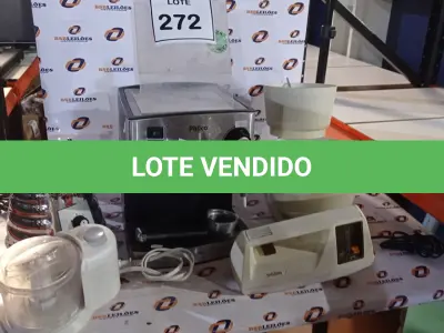 LOTE 272 - 01 CAFETEIRA MARCA PHILCO, 01 BASE DE LIQUIDIFICADOR MARCA MYALUX, 01 TRITURADOR DE ALHO E 01 BATEDEIRA. (NO ESTADO) ATENÇÃO! FAZER A VISITAÇÃO ANTES DE ARREMATAR, NÃO SABEMOS SE FUNCIONA, LEILÃO NÃO TEM GARANTIA E NEM DEVOLUÇÃO, SUJEITO A POSSÍVEIS AVARIAS VISÍVEIS/OCULTAS E/OU AUSÊNCIA DE COMPONENTES.