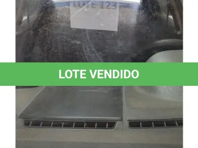 LOTE 123 - 01 VEÍCULO MARCA FIAT, MODELO PALIO 1.4 FLEX, FABRICAÇÃO 2005 ALCOOL/GASOLINA, 80CV, 5 MARCHAS 4 PORTAS COR BRANCA, PLACA: JFQ-9865 – RENAVAM 00858135078 – CHASSI Nº 9BD17140A62628372. (NO ESTADO DE CONSERVAÇÃO QUE SE ENCONTRA)