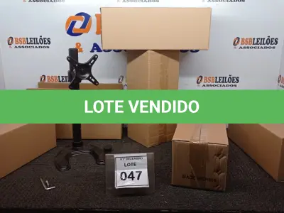 LOTE 047 - 01 CAIXA COM 06 SUPORTES PARA MONITORES MARCA DATEN. (NO ESTADO) ATENÇÃO! FAZER A VISITAÇÃO ANTES DE ARREMATAR, NÃO SABEMOS SE FUNCIONA, LEILÃO NÃO TEM GARANTIA E NEM DEVOLUÇÃO, SUJEITO A POSSÍVEIS AVARIAS VISÍVEIS/OCULTAS E/OU AUSÊNCIA DE COMPONENTES.