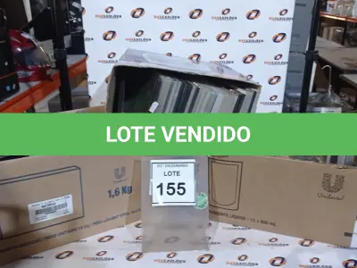 LOTE 155 - 01 LOTE COM GRANDE QUANTIDADE DE DVDS E CDS. (NO ESTADO) ATENÇÃO! FAZER A VISITAÇÃO ANTES DE ARREMATAR, NÃO SABEMOS SE FUNCIONA, LEILÃO NÃO TEM GARANTIA E NEM DEVOLUÇÃO, SUJEITO A POSSÍVEIS AVARIAS VISÍVEIS/OCULTAS E/OU AUSÊNCIA DE COMPONENTES.
