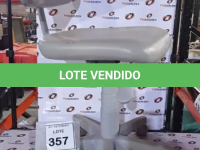 LOTE 357 - 01 CADEIRA MOCHO GIRATÓRIA. (NO ESTADO) ATENÇÃO! FAZER A VISITAÇÃO ANTES DE ARREMATAR, NÃO SABEMOS SE FUNCIONA, LEILÃO NÃO TEM GARANTIA E NEM DEVOLUÇÃO, SUJEITO A POSSÍVEIS AVARIAS VISÍVEIS/OCULTAS E/OU AUSÊNCIA DE COMPONENTES.