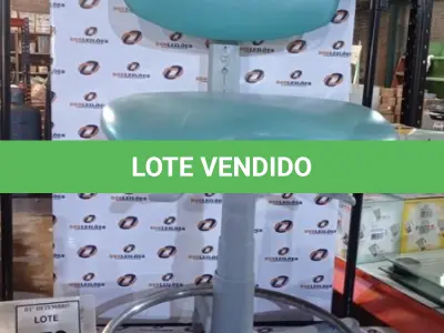 LOTE 372 - 01 CADEIRA MOCHO GIRATÓRIA. (NO ESTADO) ATENÇÃO! FAZER A VISITAÇÃO ANTES DE ARREMATAR, NÃO SABEMOS SE FUNCIONA, LEILÃO NÃO TEM GARANTIA E NEM DEVOLUÇÃO, SUJEITO A POSSÍVEIS AVARIAS VISÍVEIS/OCULTAS E/OU AUSÊNCIA DE COMPONENTES.