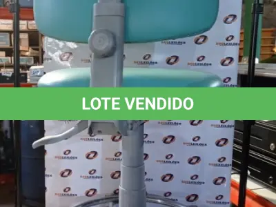 LOTE 387 - 01 CADEIRA MOCHO GIRATÓRIA. (NO ESTADO) ATENÇÃO! FAZER A VISITAÇÃO ANTES DE ARREMATAR, NÃO SABEMOS SE FUNCIONA, LEILÃO NÃO TEM GARANTIA E NEM DEVOLUÇÃO, SUJEITO A POSSÍVEIS AVARIAS VISÍVEIS/OCULTAS E/OU AUSÊNCIA DE COMPONENTES.