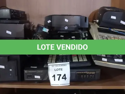 LOTE 174 - 01 LOTE COM VÁRIAS CALCULADORAS COMERCIAIS E RELÓGIOS DE PONTO E 01 RECEPTOR DECODIFICADOR MARCA TECSAT. (NO ESTADO) ATENÇÃO! FAZER A VISITAÇÃO ANTES DE ARREMATAR, NÃO SABEMOS SE FUNCIONA, LEILÃO NÃO TEM GARANTIA E NEM DEVOLUÇÃO, SUJEITO A POSSÍVEIS AVARIAS VISÍVEIS/OCULTAS E/OU AUSÊNCIA DE COMPONENTES.