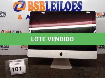 LOTE 101 - 01 IMAC APPLE. (NO ESTADO) ATENÇÃO! FAZER A VISITAÇÃO ANTES DE ARREMATAR, NÃO SABEMOS SE FUNCIONA, LEILÃO NÃO TEM GARANTIA E NEM DEVOLUÇÃO, SUJEITO A POSSÍVEIS AVARIAS VISÍVEIS/OCULTAS E/OU AUSÊNCIA DE COMPONENTES.